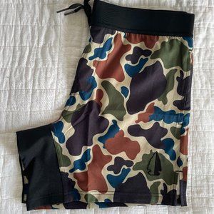 Men's Medium Duck Hunter Dark TACHUNTFISH athletics